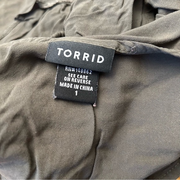 TORRID Lace-Up Sleeve Challis Blouse in Dark Olive Green Top - Picture 10 of 10